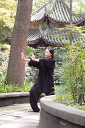 Jeune pratiquante Taoiste